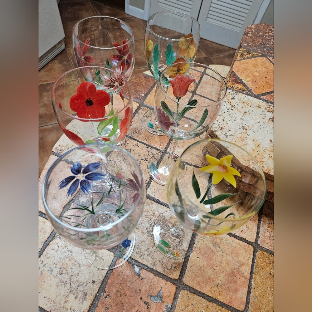 Hand Painted Clear Glass Goblets Wine Glasses Summer Flowers Set of 6 - Picture 5 of 7
